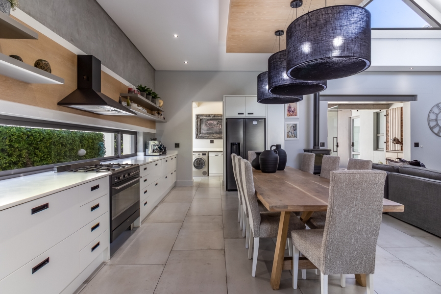 4 Bedroom Property for Sale in Pearl Valley at Val de Vie Western Cape